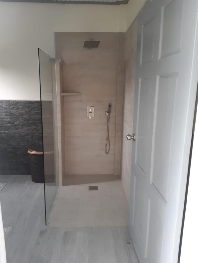 Tranquility Suites- Feels Like Home Choiseul 외부 사진