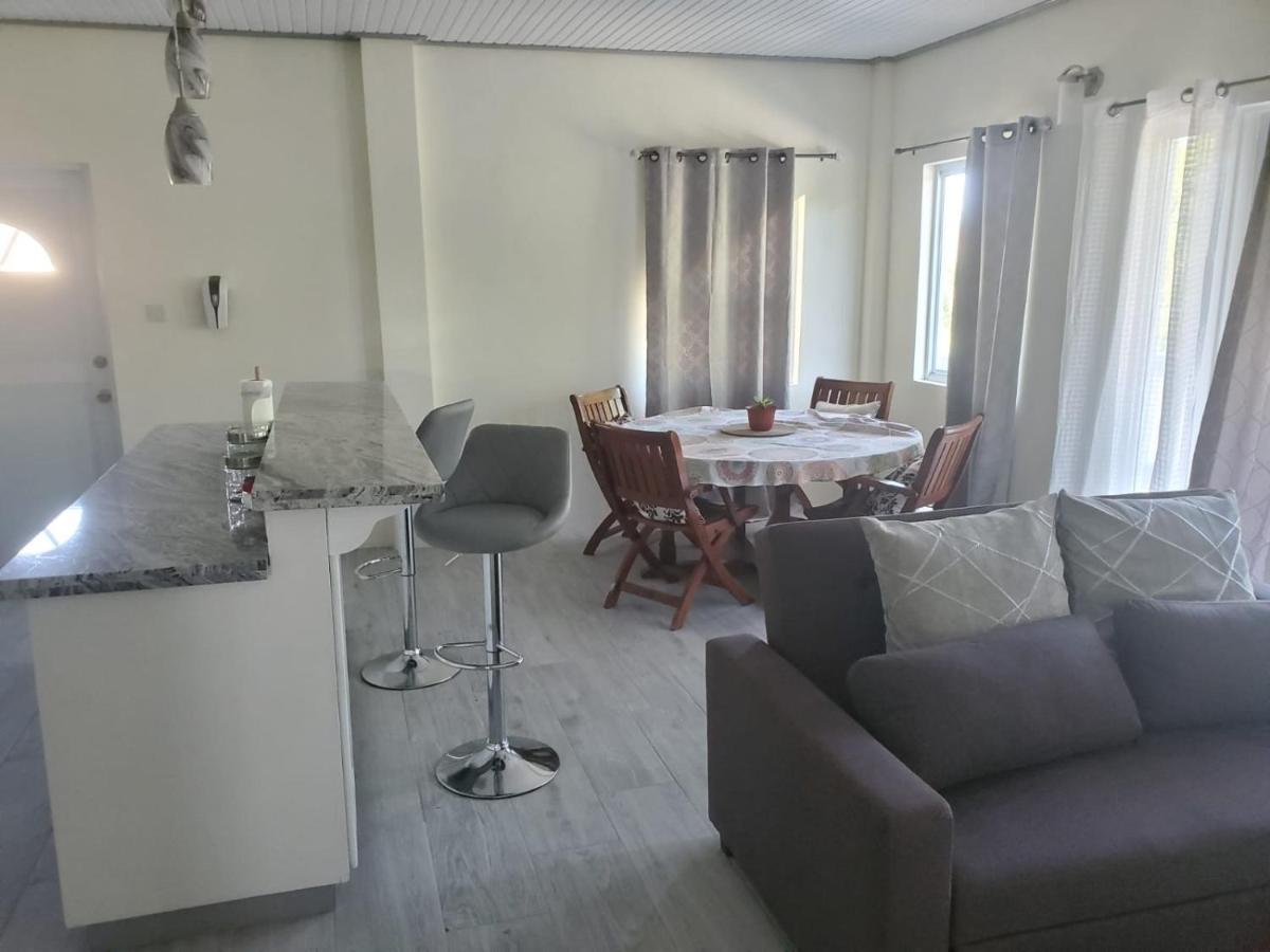 Tranquility Suites- Feels Like Home Choiseul 외부 사진